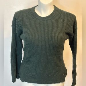 Women’s Michael kors long sleeve green sweater. Size small.